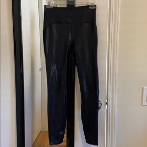 Shimmery black leggings